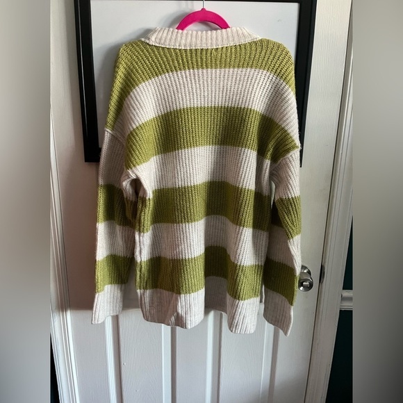 Arizona Jean Conpany Striped Oversized Sweater - Picture 3 of 4